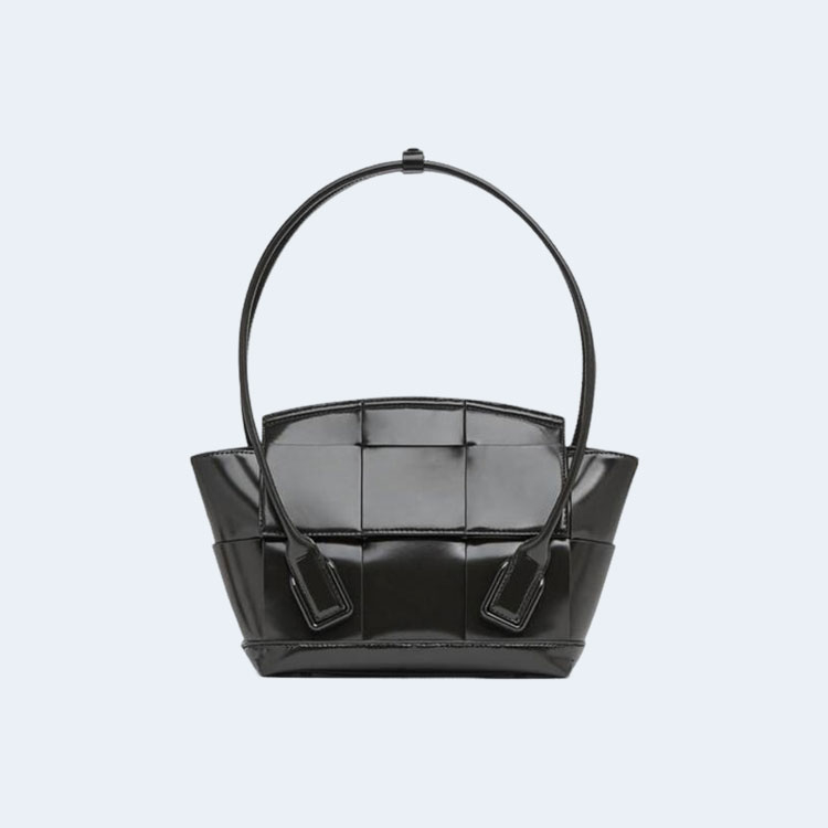 보테가 베네타 아르코 토트백 블랙